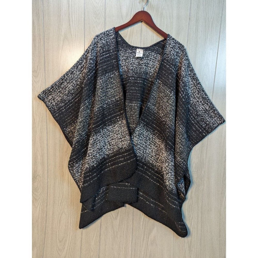 Woolrich Women's Black White Cape Shawl Blanket Sweater Wrap Poncho One Size